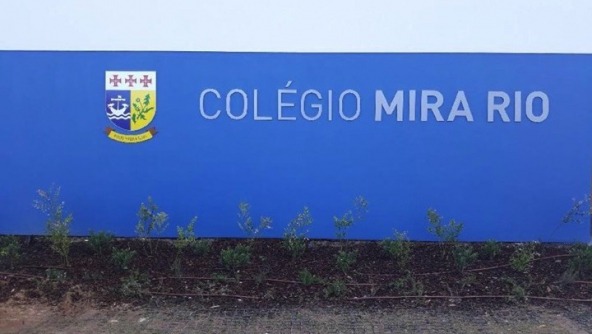 Planalto - Sessões trimestrais - momentos para parar e refletir sobre Educação 
